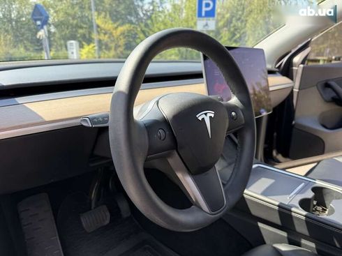 Tesla Model Y 2021 - фото 20