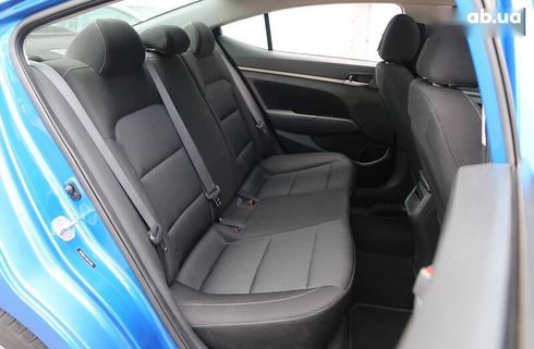 Hyundai Elantra 2016 - фото 11