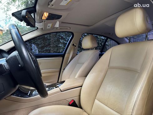BMW 5 серия 2013 серый - фото 23