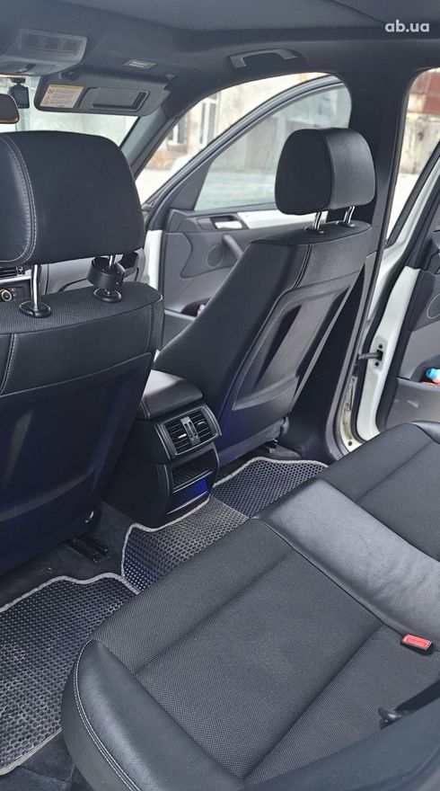 BMW X3 2013 белый - фото 19