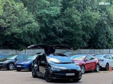 Продажа б/у Tesla Model X 2022 года в Киеве - купить на Автобазаре