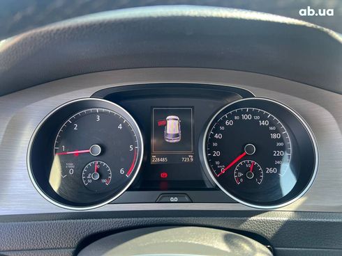 Volkswagen Golf 2015 серый - фото 19