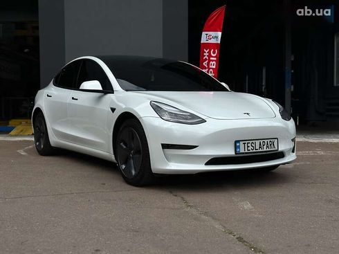 Tesla Model 3 2019 - фото 12