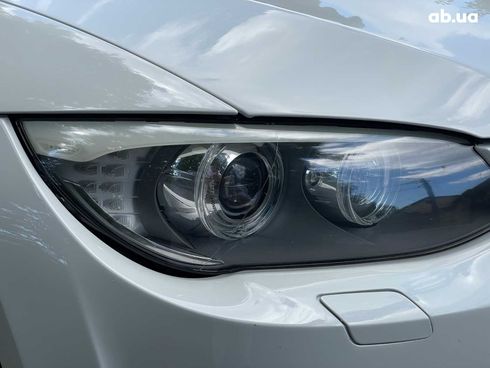 BMW 3 серия 2010 белый - фото 10