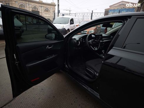 Kia Forte 2020 черный - фото 55
