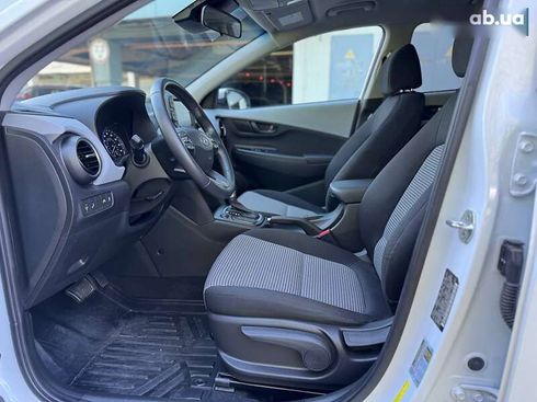 Hyundai Kona 2020 - фото 19