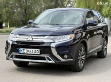 Продаж вживаних Mitsubishi Outlander 2019 року в Дніпрі - купити на Автобазарі