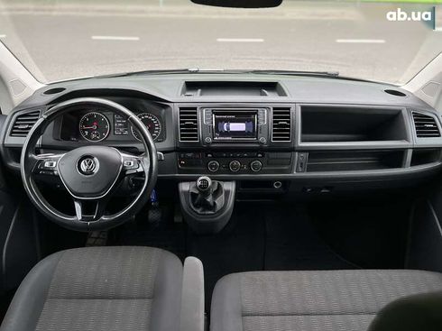 Volkswagen Caravelle 2016 - фото 13