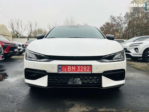 Kia EV6 2024 - фото 11