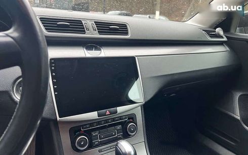 Volkswagen Passat 2011 - фото 12