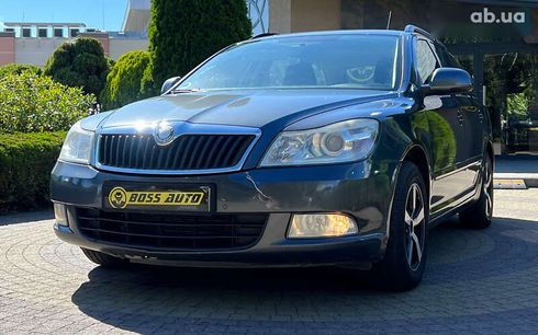 Skoda Octavia 2010 - фото 3