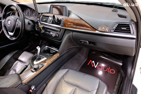 BMW 3 серия 2017 белый - фото 9