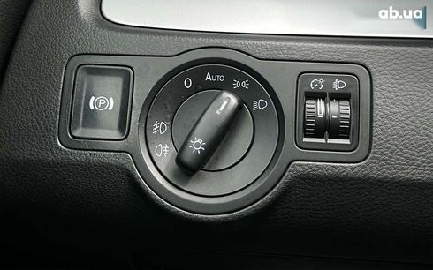 Volkswagen Passat 2010 - фото 14