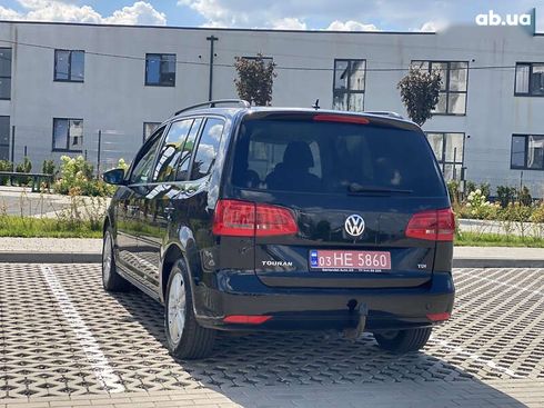 Volkswagen Touran 2010 - фото 24