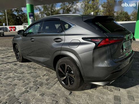 Lexus NX 2020 - фото 12