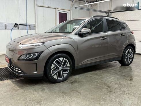 Hyundai Kona Electric 2021 - фото 16