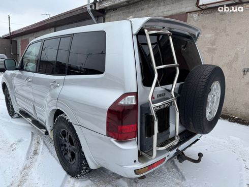 Mitsubishi Pajero Wagon 2001 серебристый - фото 4