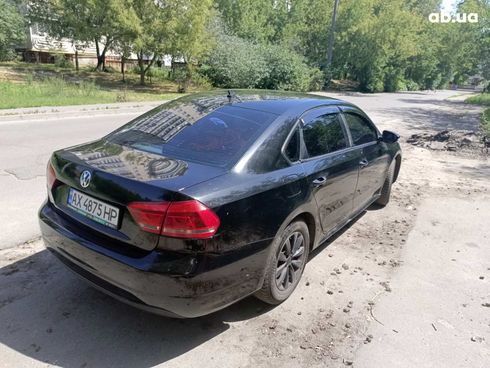 Volkswagen Passat 2012 черный - фото 7