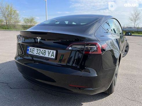 Tesla Model 3 2020 - фото 8