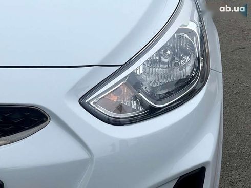 Hyundai Accent 2019 - фото 8