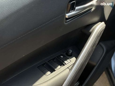 Toyota Corolla Cross 2023 - фото 13