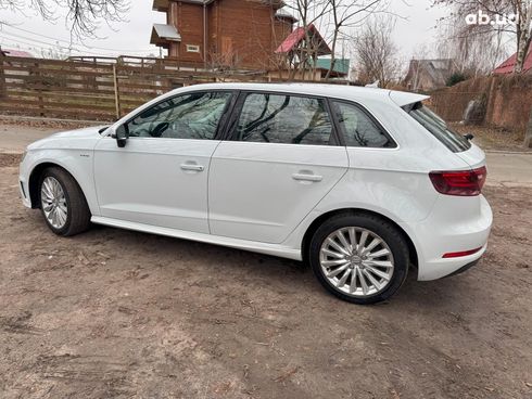 Audi A3 2016 белый - фото 9