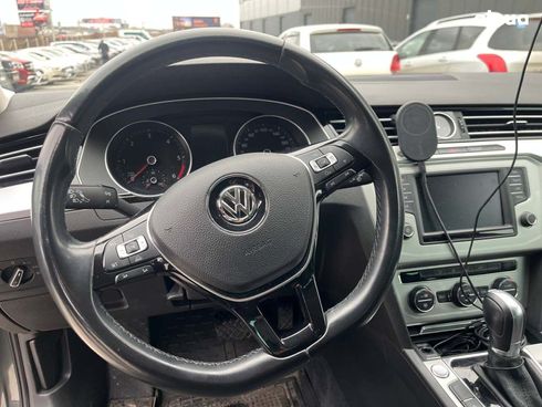 Volkswagen passat b8 2015 серый - фото 30