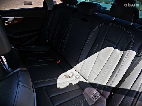 Audi A4 2019 - фото 17