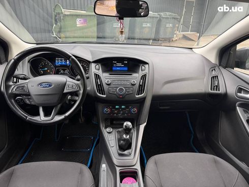 Ford Focus 2016 серый - фото 13