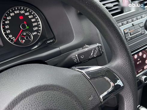Volkswagen Touran 2011 - фото 20