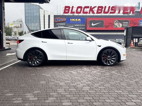 Tesla Model Y 2024 - фото 4