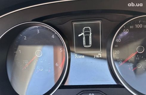 Volkswagen Passat 2015 белый - фото 3