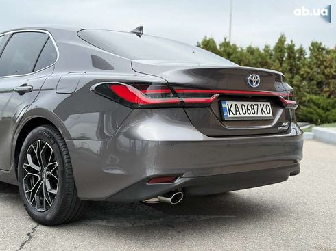 Toyota Camry 2019 - фото 8