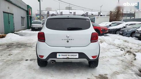 Renault Sandero 2021 - фото 12