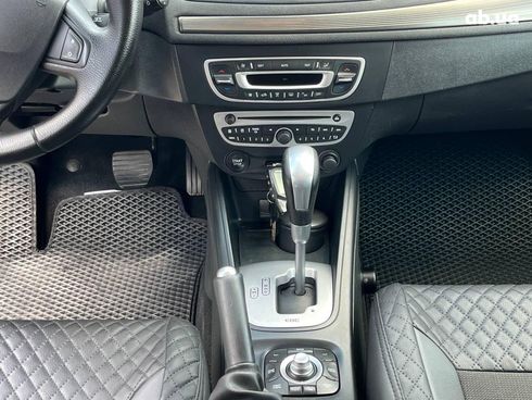 Renault Megane 2012 белый - фото 22