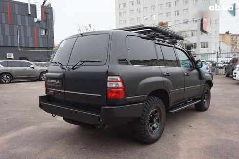 Toyota Land Cruiser 2005 - фото 5