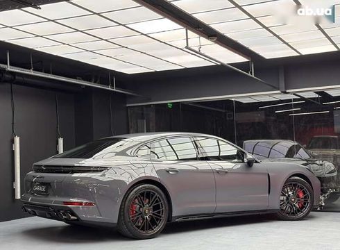 Porsche Panamera 2025 - фото 23