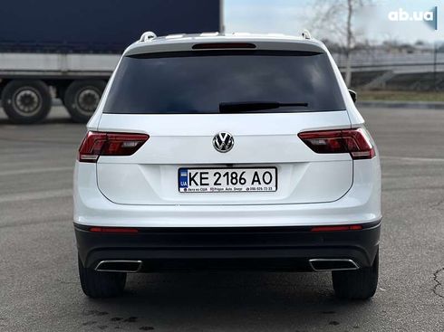 Volkswagen Tiguan 2018 - фото 27