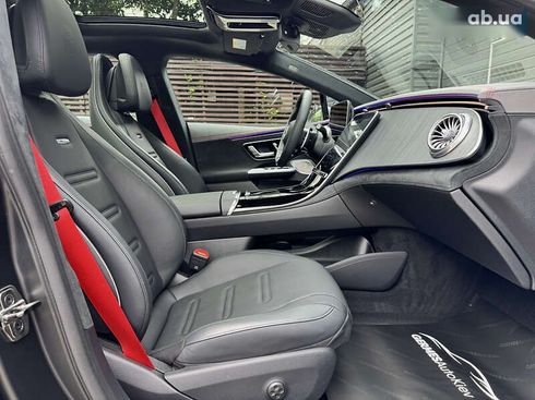 Mercedes-Benz EQE-Класс 2023 - фото 29