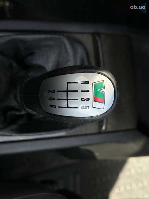 Skoda Fabia 2005 - фото 20