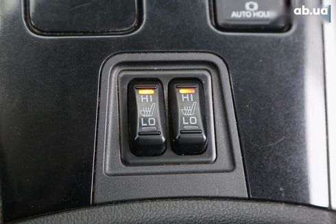 Mitsubishi Outlander 2017 - фото 22