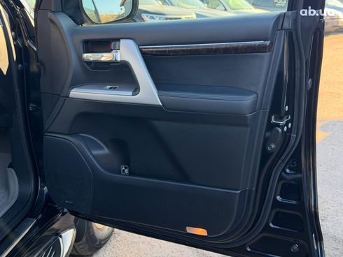 Toyota land cruiser 200 2015 черный - фото 26