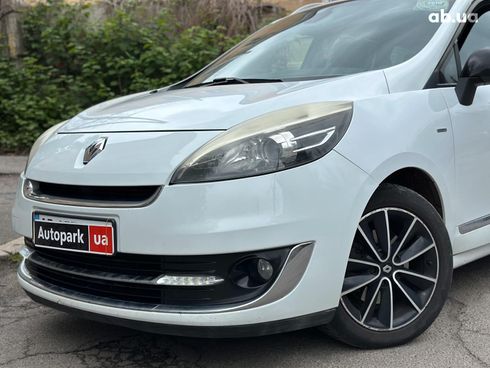 Renault Megane 2012 белый - фото 2