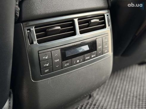 Lexus LX 2008 - фото 22