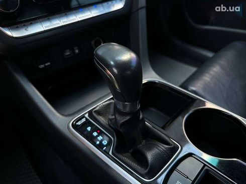 Hyundai Sonata 2017 - фото 19
