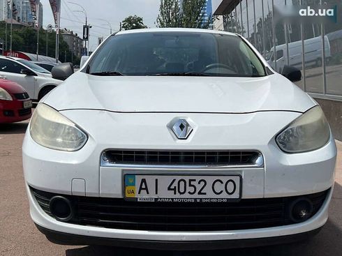 Renault Fluence 2012 - фото 9