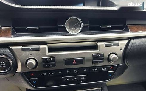 Lexus ES 2013 - фото 19