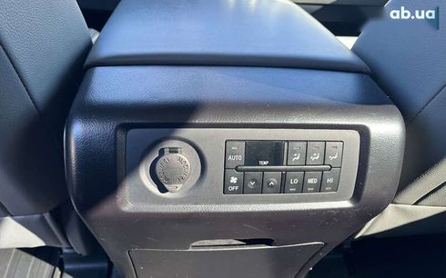 Toyota Sequoia 2014 - фото 16