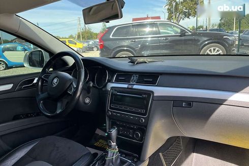 Skoda Superb 2013 - фото 26
