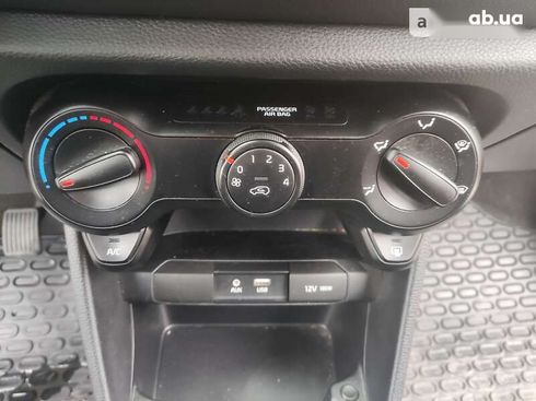 Kia Picanto 2017 - фото 18